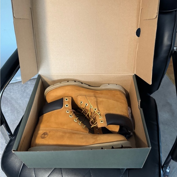 Timberland Other - Timberland Shoe Box in Olive Green